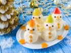 Снежни човеци от сирене сготви и вкусно ги хапни! Снежни човеци от сирене сготви и вкусно ги хапни!